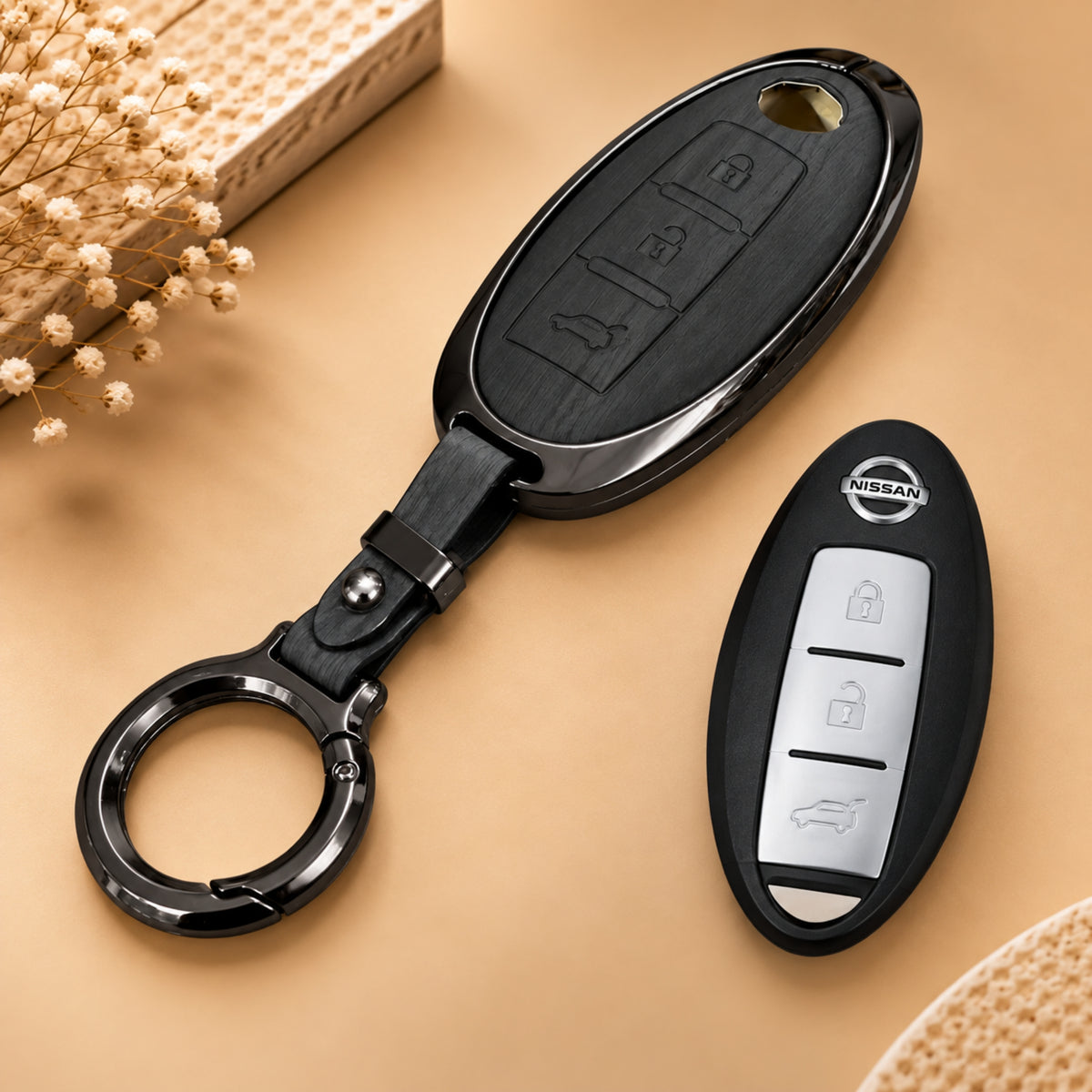 Nissan Renault Sunny Micra Metal Key Cover with Keychain