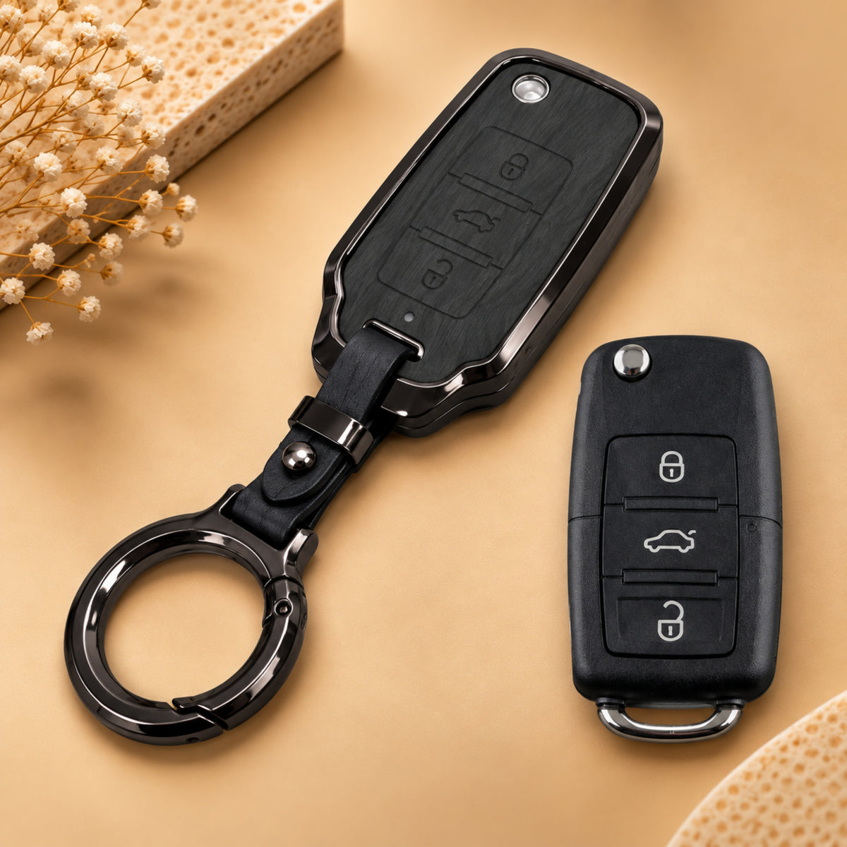 Skoda Volkswagen Ameo Fabia Jetta Laura Octavia Polo Rapid Superb Vento Yeti Metal Key Cover with Keychain