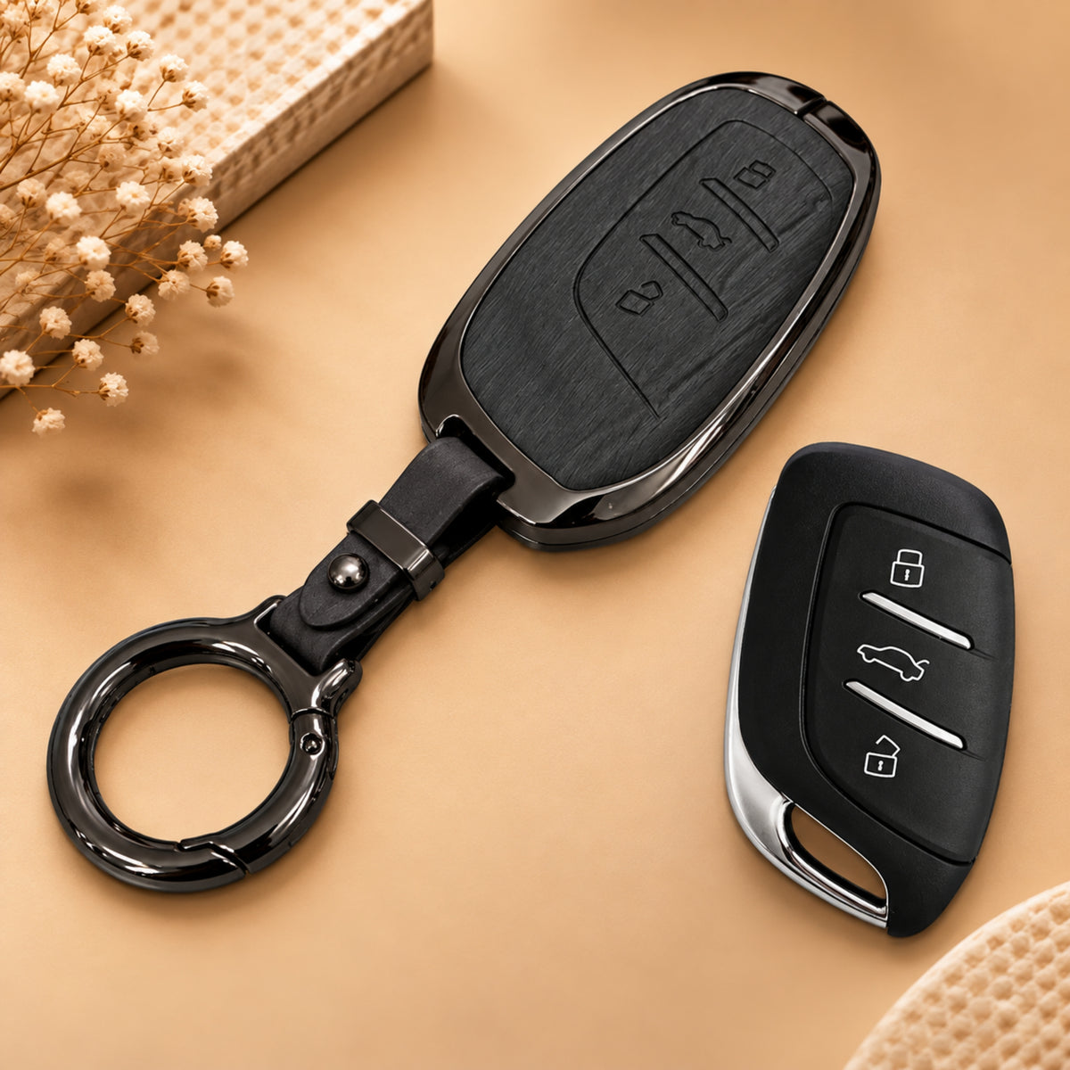MG Hector Metal Key Cover with Keychain